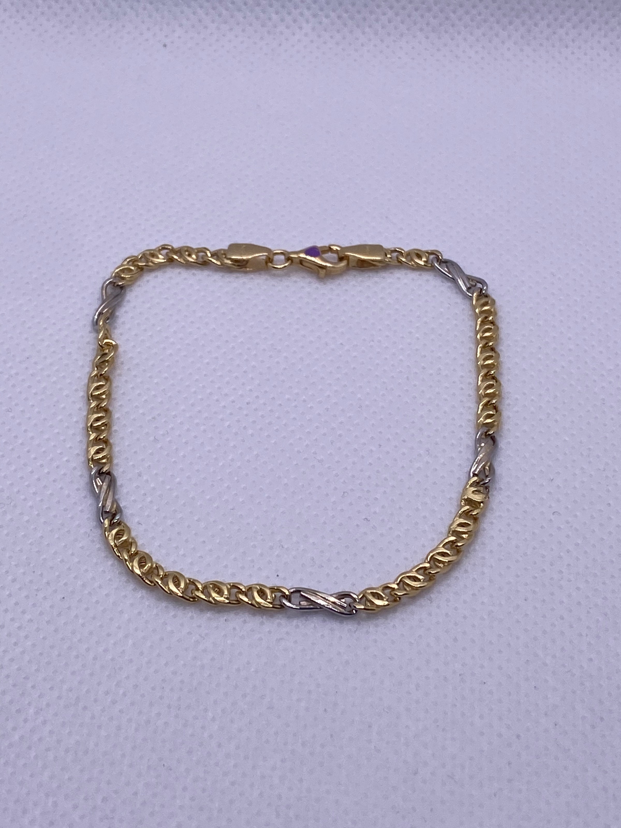 Pure 18k Carat yellow and white Gold bracelet